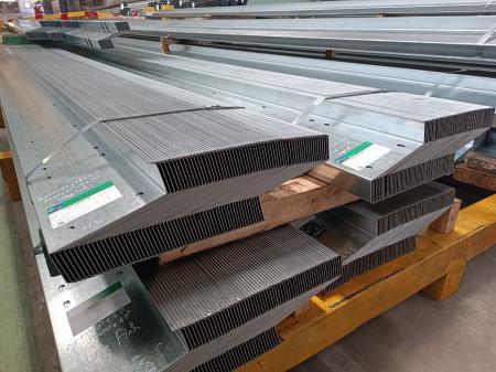 Xà Gồ  Thép Chữ Z Đen - Mạ Kẽm