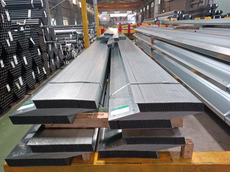 Xà Gồ  Thép Chữ Z Đen - Mạ Kẽm
