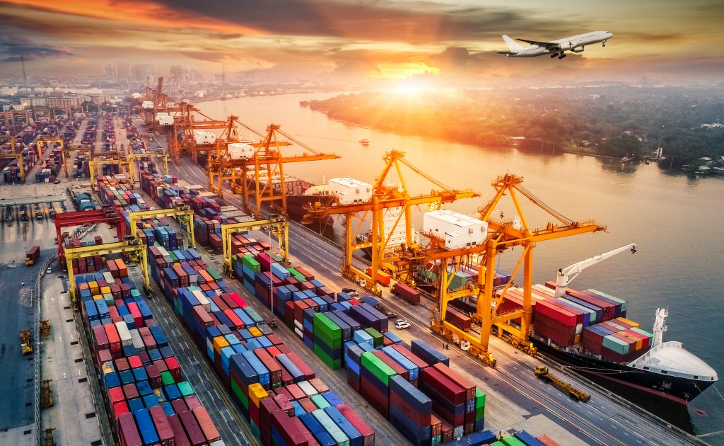Tuyển dụng nhân viên xuất - nhập khẩu